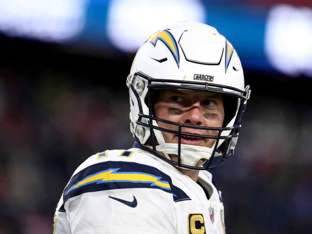 ESPN projects landing spots for 2 Los Angeles Chargers in 2019 offseason