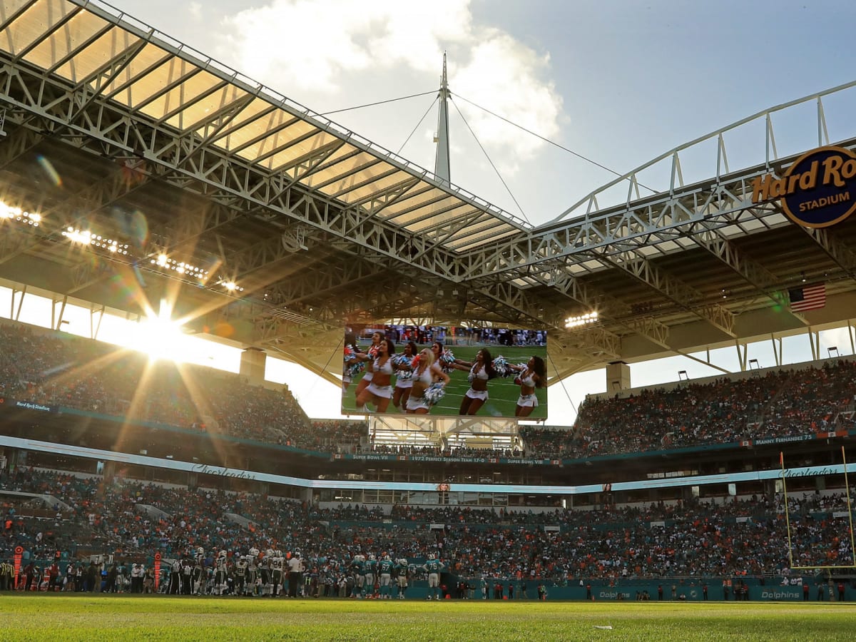 Hard Rock Field looks atrocious for Jets-Dolphins game