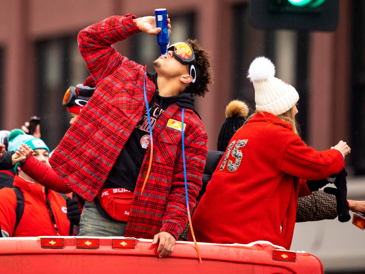 Patrick Mahomes Chugs Beers, Dances During Chiefs Super Bowl Parade