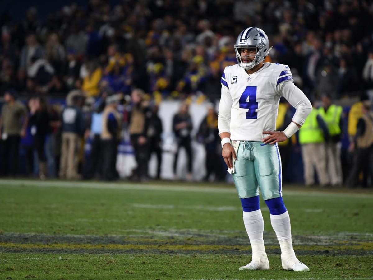 VIDEO: Cowboys Coin Toss Screw up Gives Rams Ball to Start Both Halves