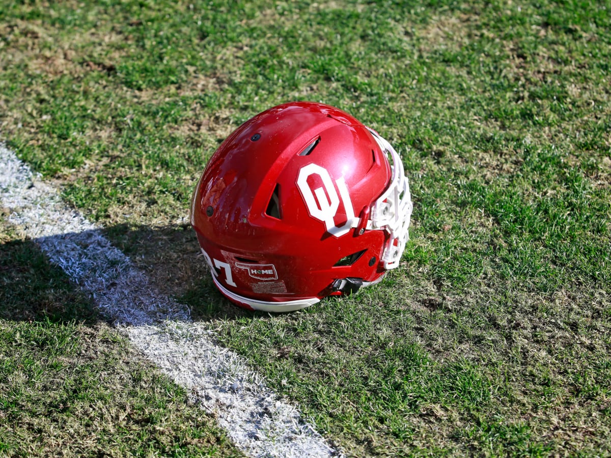 Report: Oklahoma Adding Former NFL QB J.P. Losman to Staff