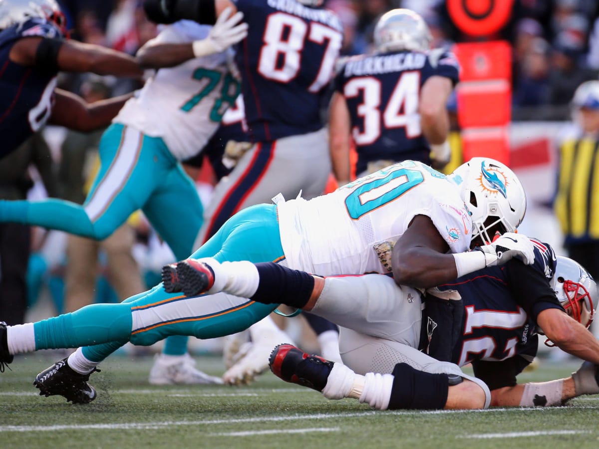 Miami Dolphins trade DE Charles Harris to the Atlanta Falcons, NFL News