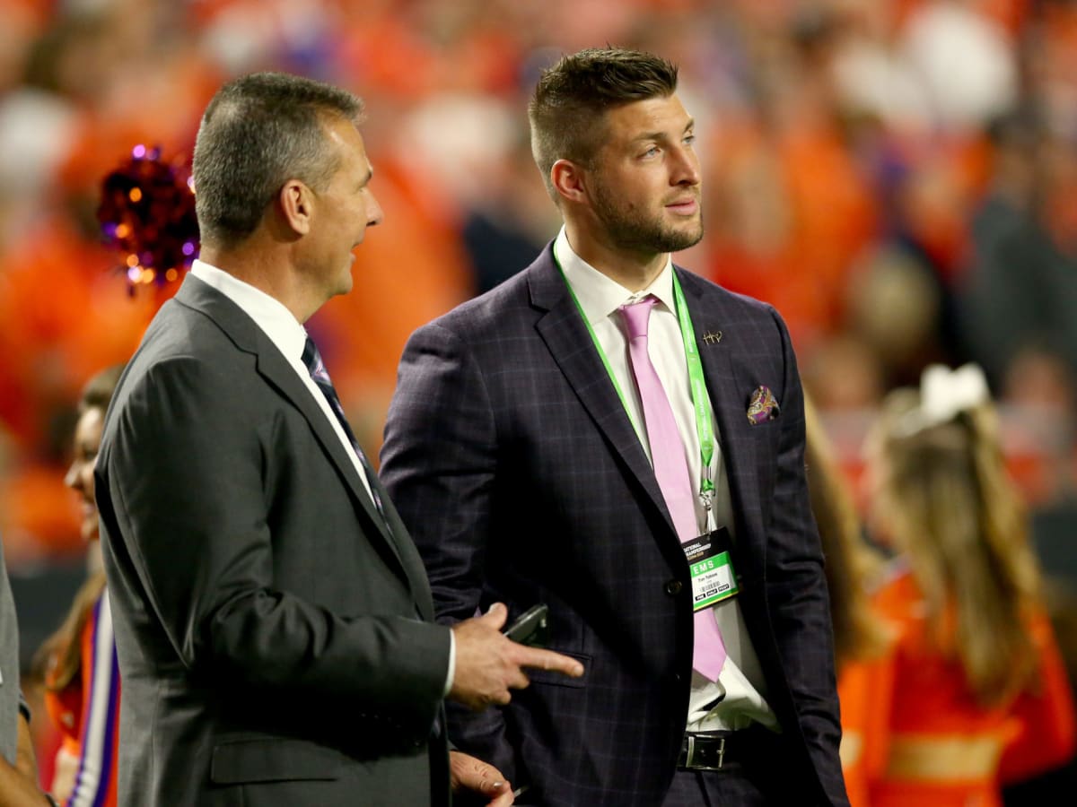 Urban Meyer purchases home on same street as Tim Tebow