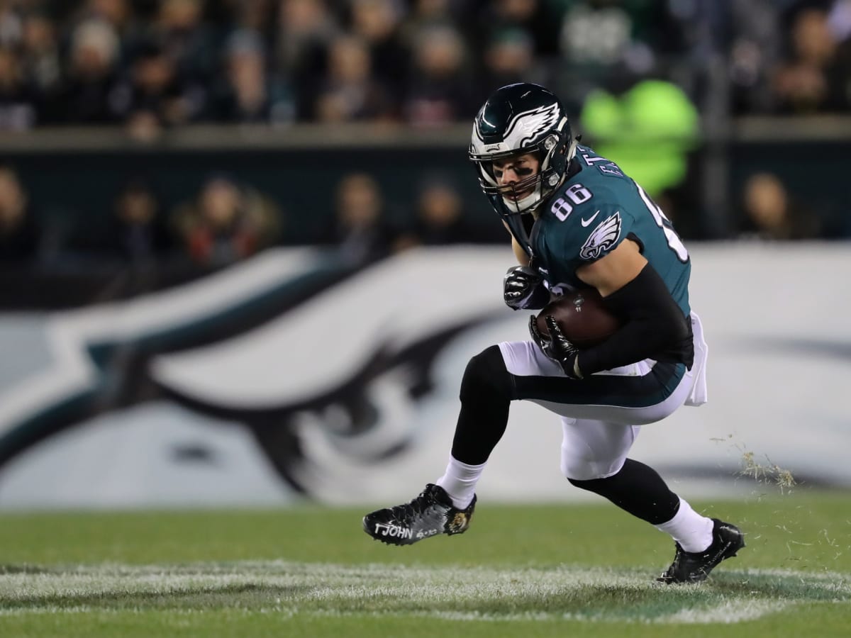 Eagles Have Reportedly Made A Decision On Zach Ertz - The Spun