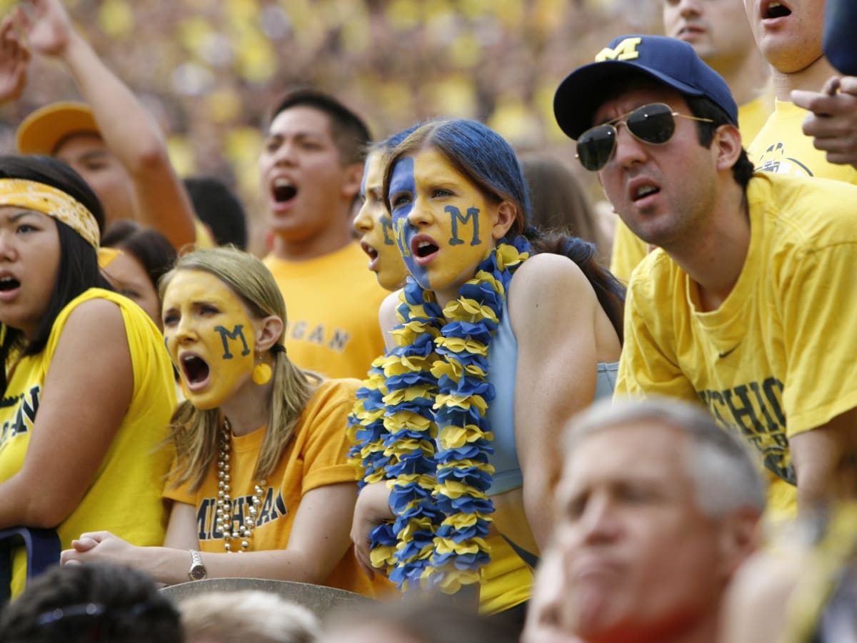 110,000 Michigan Football Fans Defy World's Rising Omicron Fears