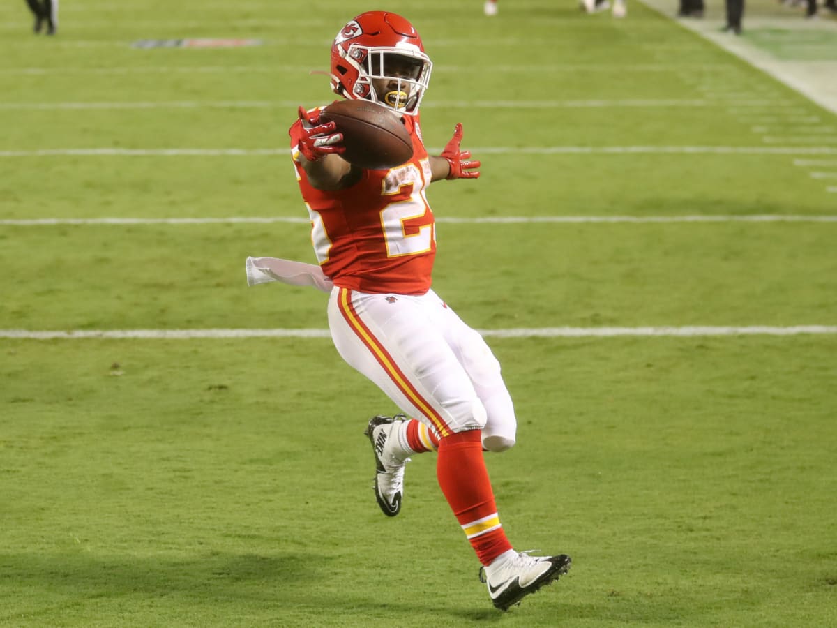 Kansas City Chiefs running back Clyde Edwards-Helaire wears a Salute to  Service hoodie during warmups before an NFL football game against the Jacksonville  Jaguars, Sunday, Nov. 13, 2022 in Kansas City, Mo. (AP Photo/Reed Hoffmann  Stock Photo