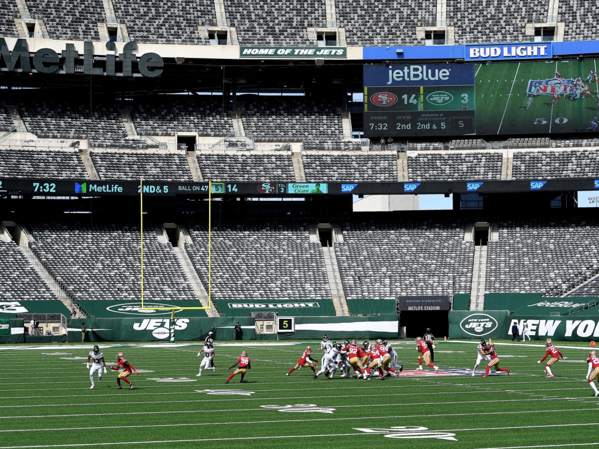 MetLife Stadium Reportedly Makes Official Decision On Controversial Turf  Field 