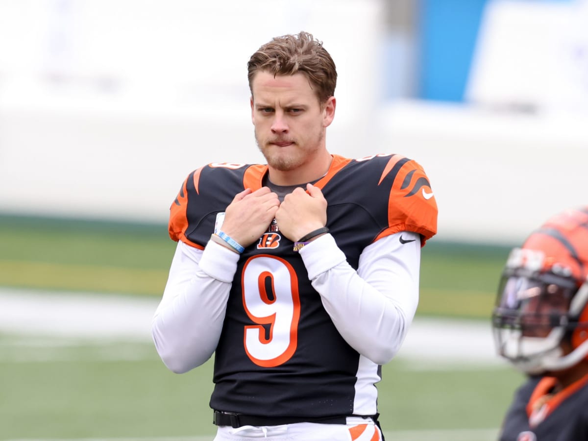 Joe Burrow's Girlfriend Was In Awe Over His Pregame Suit