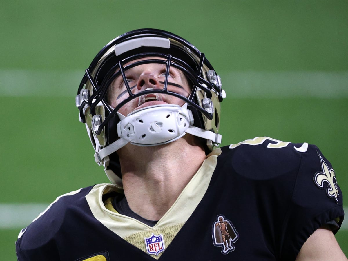 Saints' Brees exits playoffs, perhaps career, on sour note