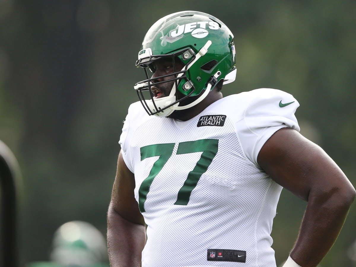 Jets' Mekhi Becton is a fan of the New York Titans throwback look