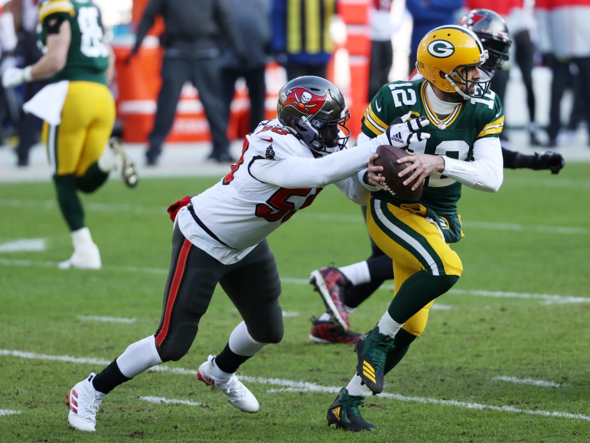 Rodgers, Packers sputter against stingy Buccaneers defense