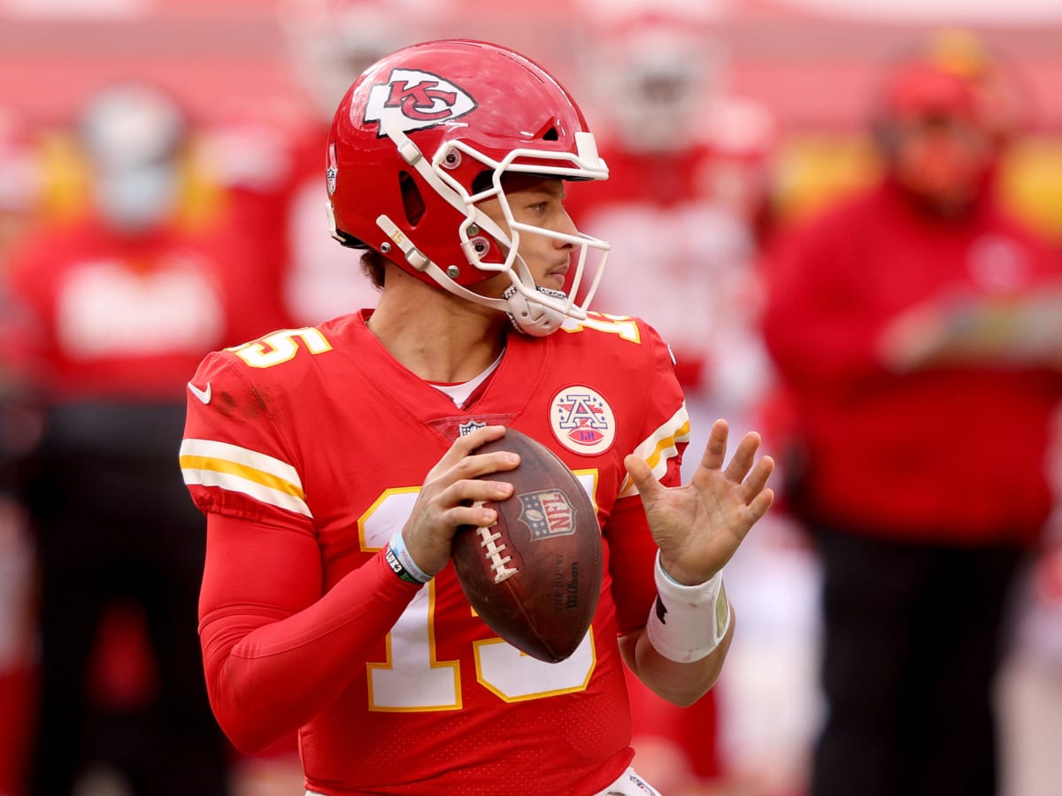 Patrick Mahomes mediates melee at Chiefs' Sunday practice