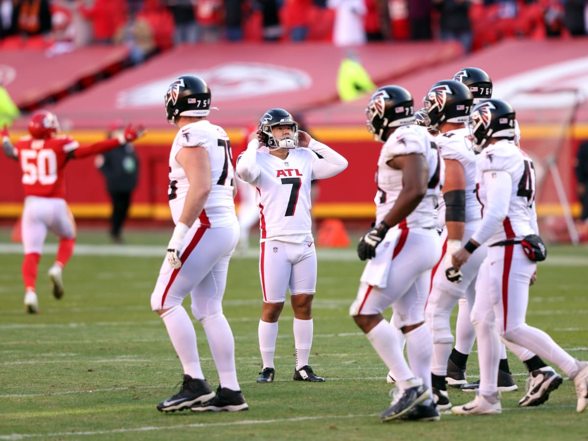 Falcons: Is Younghoe Koo the future at kicker? 