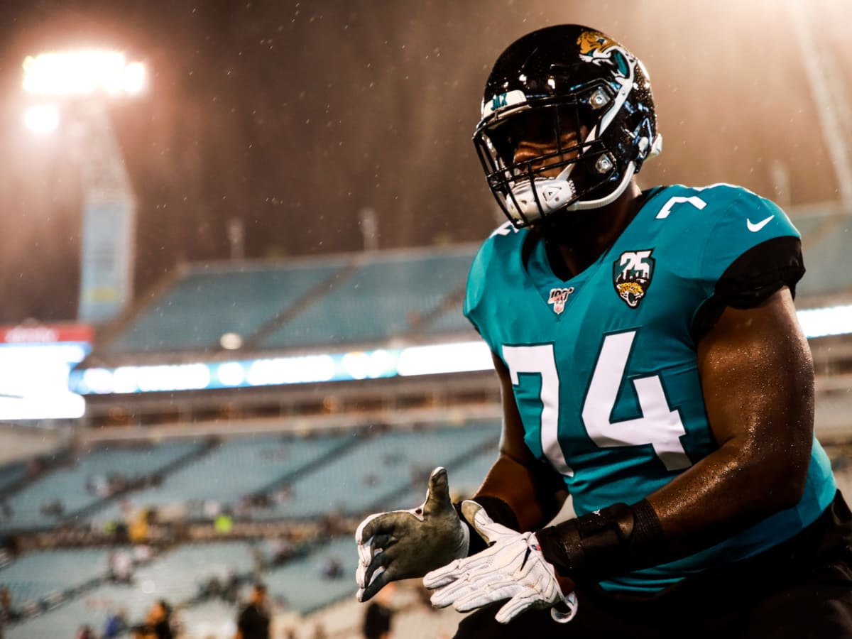 Jags getting LT Cam Robinson back from 4-game suspension for  performance-enhancers 