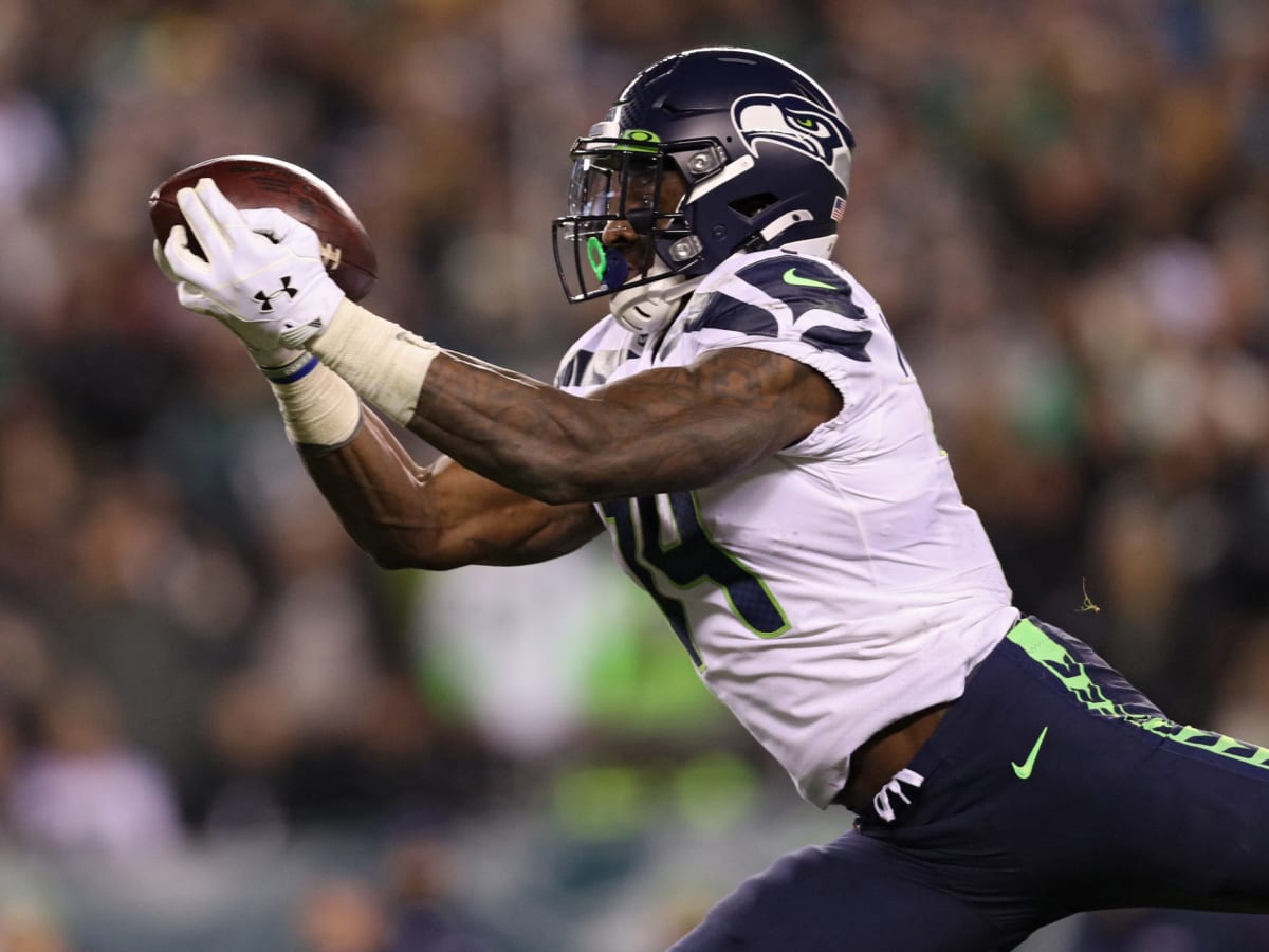 Seahawks Star DK Metcalf Sends Strong Message to Eagles