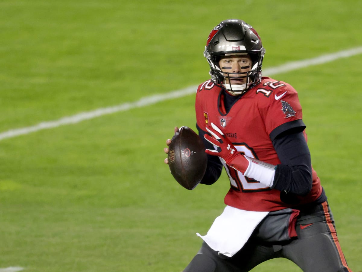 Brady outduels Heinicke as Buccaneers beat Washington in wild-card