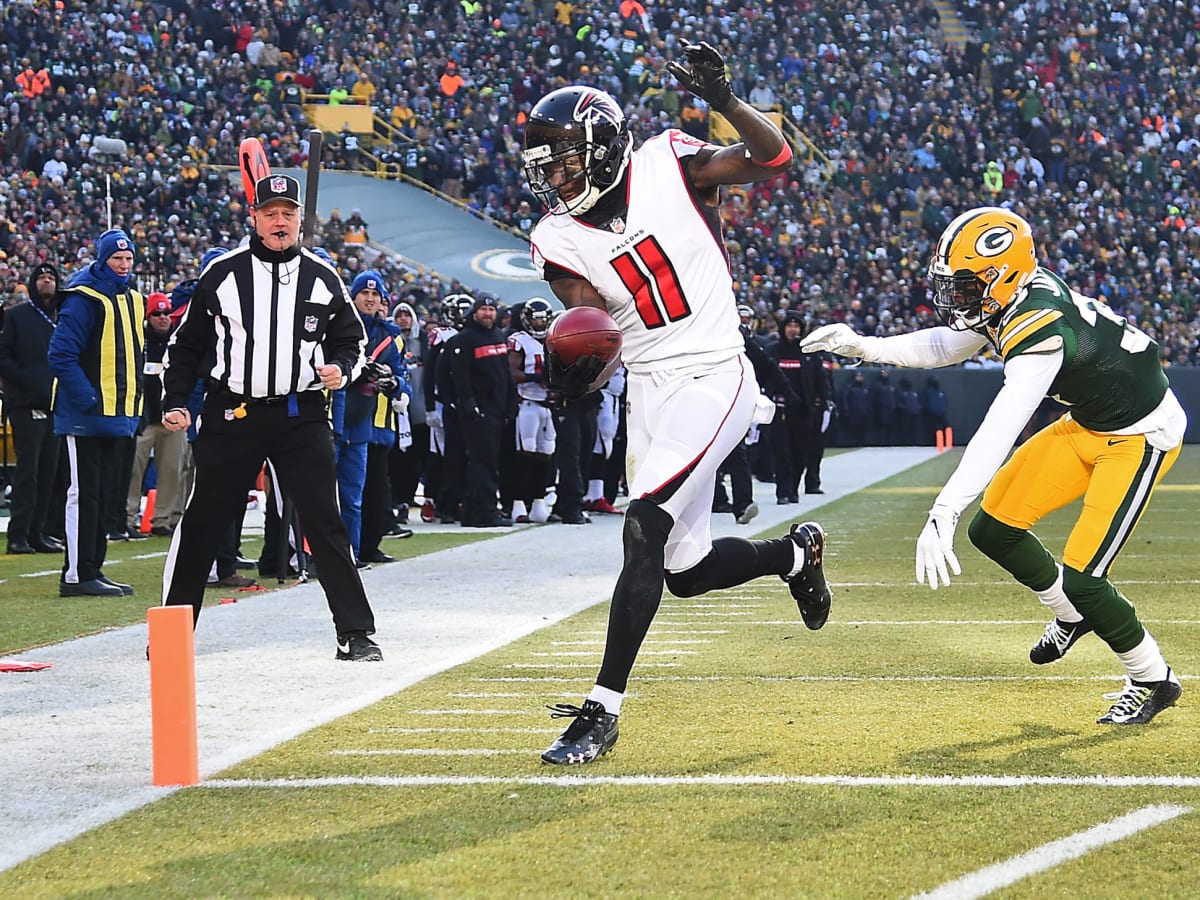 Packers mulling multiple options for handling Julio Jones