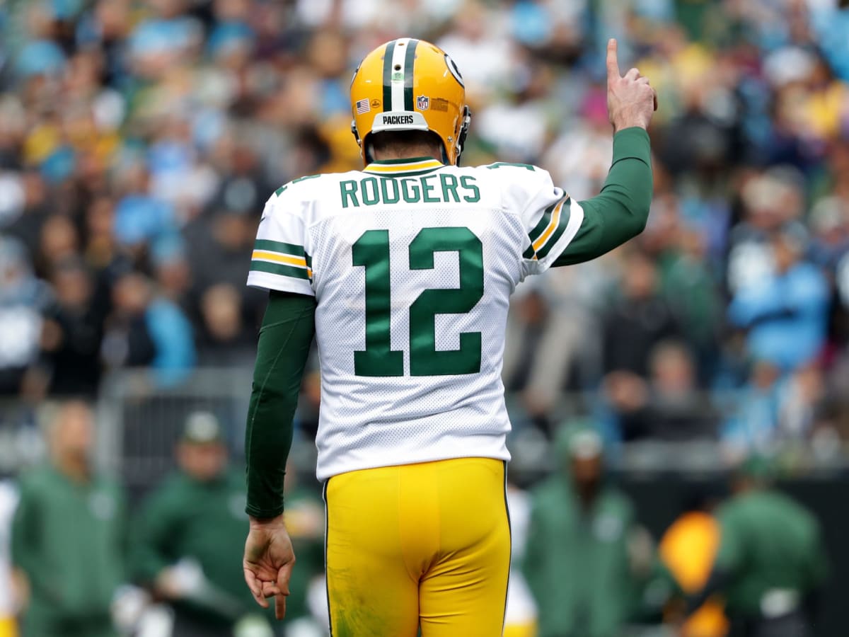 Tom Brady told a coach that Aaron Rodgers would throw for 7,000 yards with  Patriots