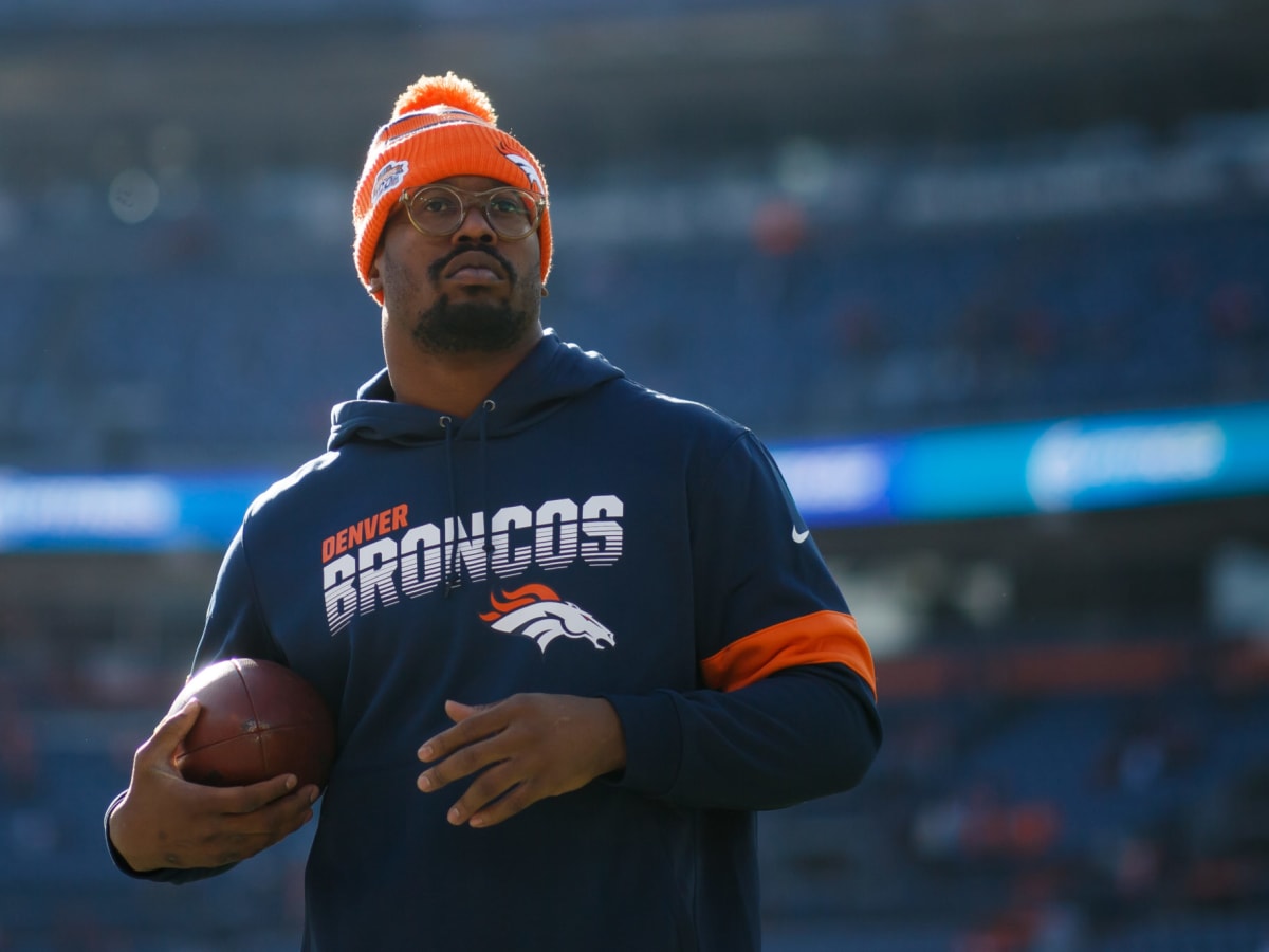 Von Miller sends heartfelt message following crazy playoff win - On3