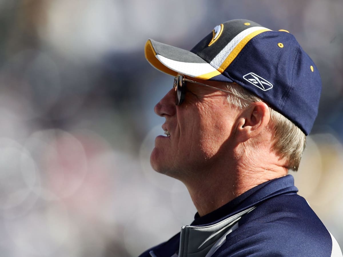 Longtime NFL head coach Marty Schottenheimer dies at 77