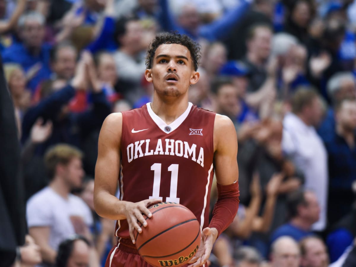 Feb 3, 2018. Trae Young #11 of the Oklahoma Sooners in action vs