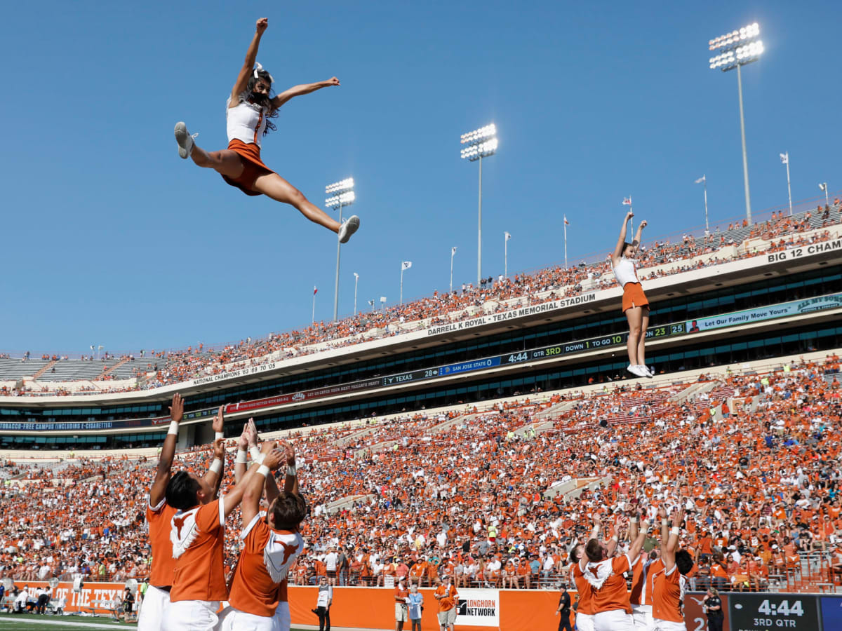 There Are 4 Major Bowl Games Today - Here's The Schedule - The Spun: What's  Trending In The Sports World Today