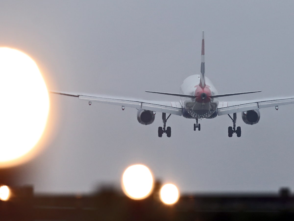 Pittsburgh Steelers Safe After Plane Makes Emergency Landing in