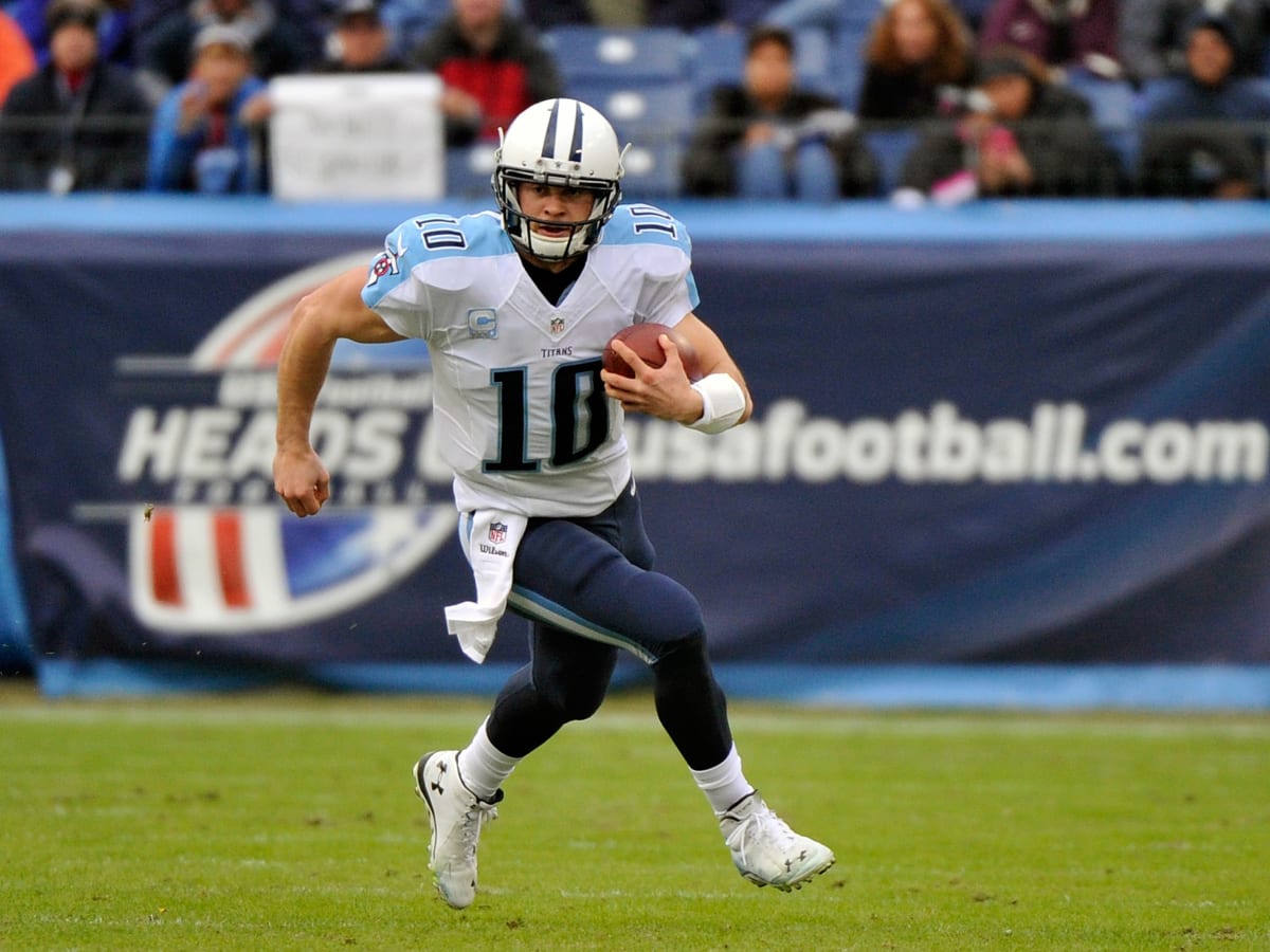 Hot jock: Washington QB Jake Locker - Outsports