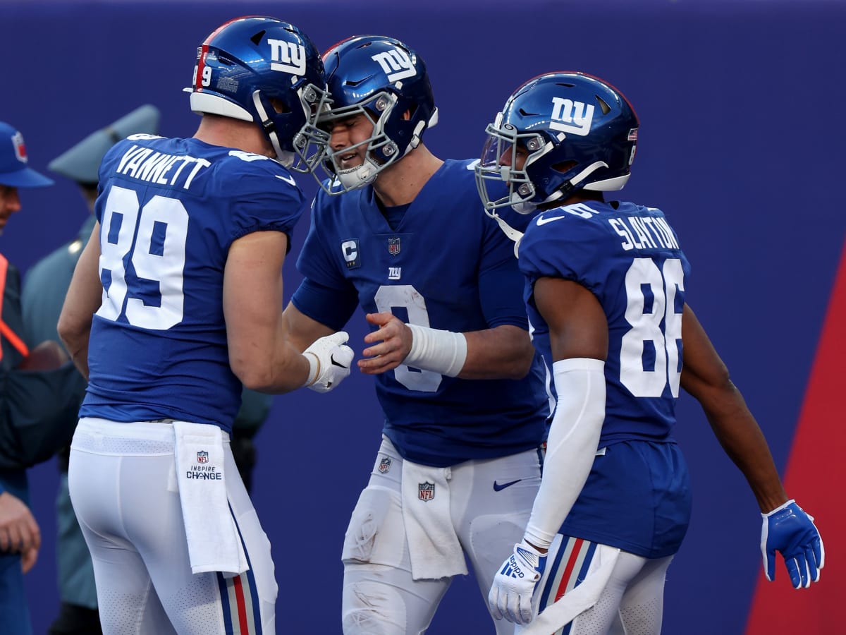 Old playoffs meets new. Trying to rub some playoff Eli, Nicks, Osi, Tuck,  Jacobs, Stray onto these newer ones. Those old Reebok jerseys are covered  in beer, sweat, and glory. : r/NYGiants