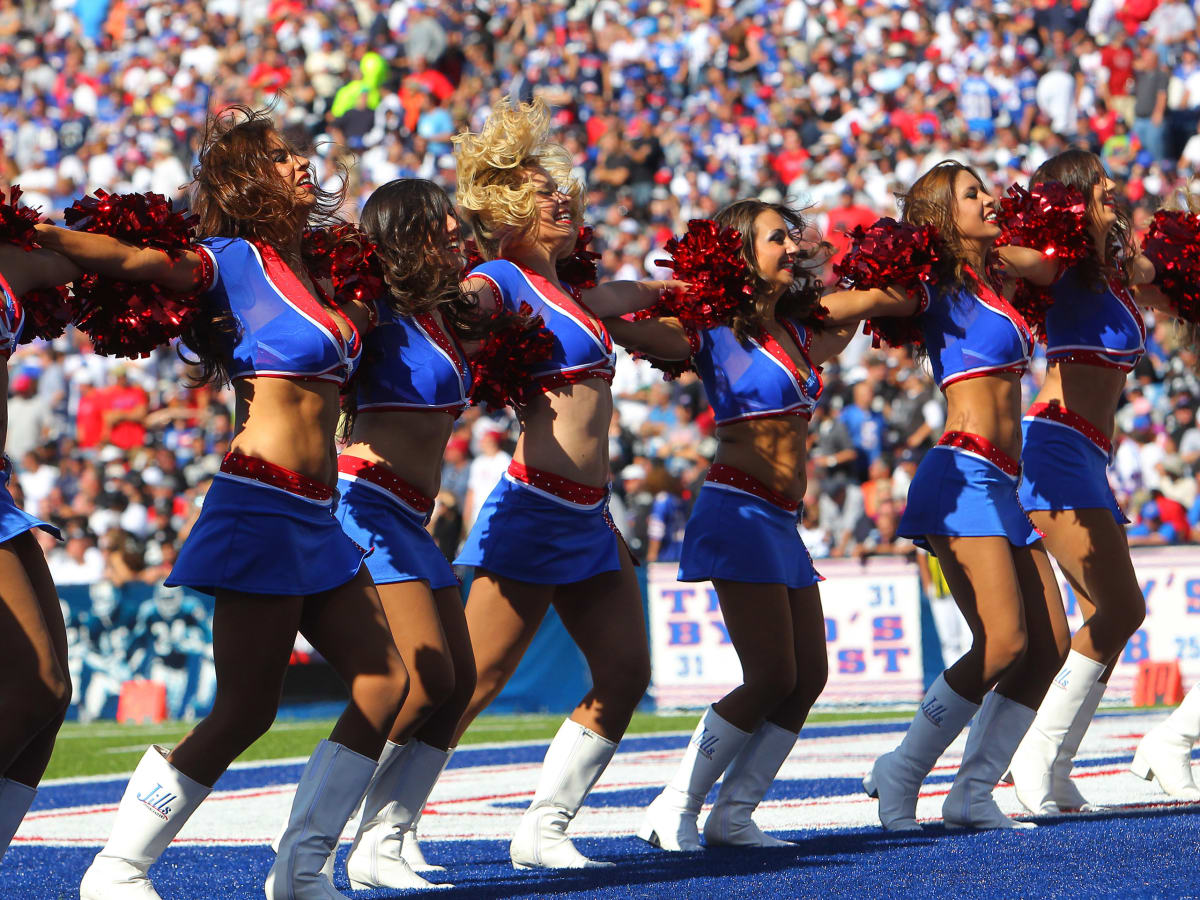 Stampede Replaces Buffalo Bills' Cheerleaders, the Jills