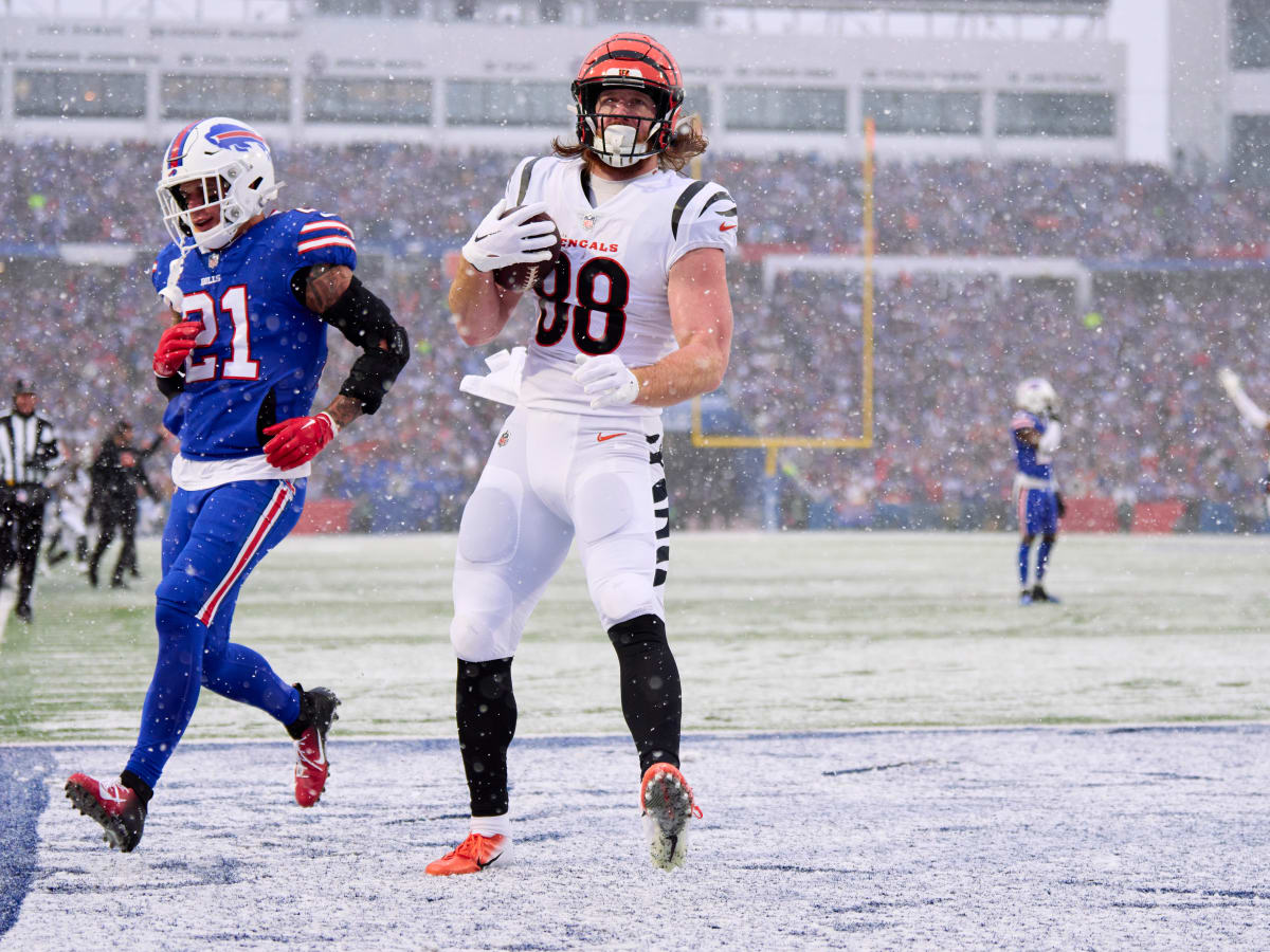 Hayden Hurst on Bengals' Win Over Bills, Advancing to AFC