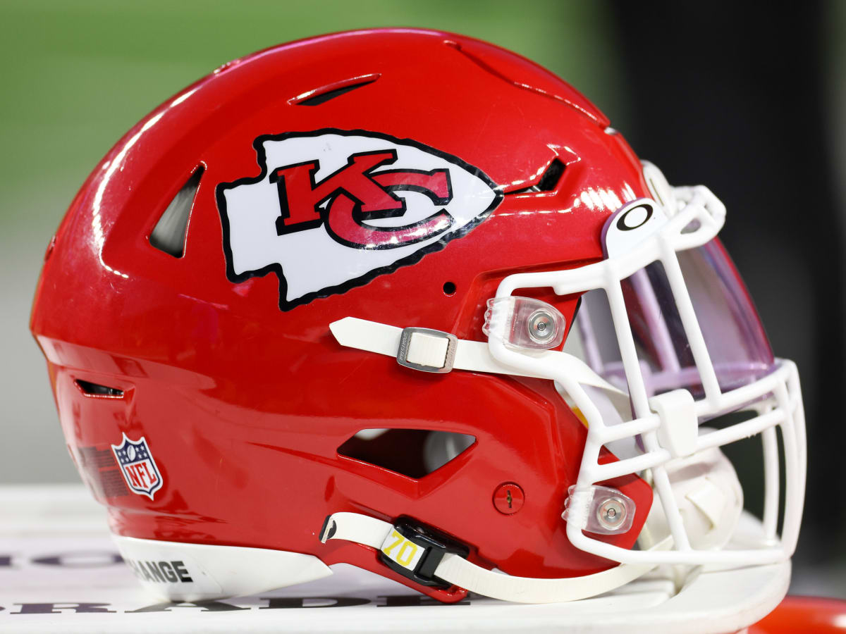 NFL World Reacts To Chiefs vs. Chargers Finish - The Spun: What's Trending  In The Sports World Today