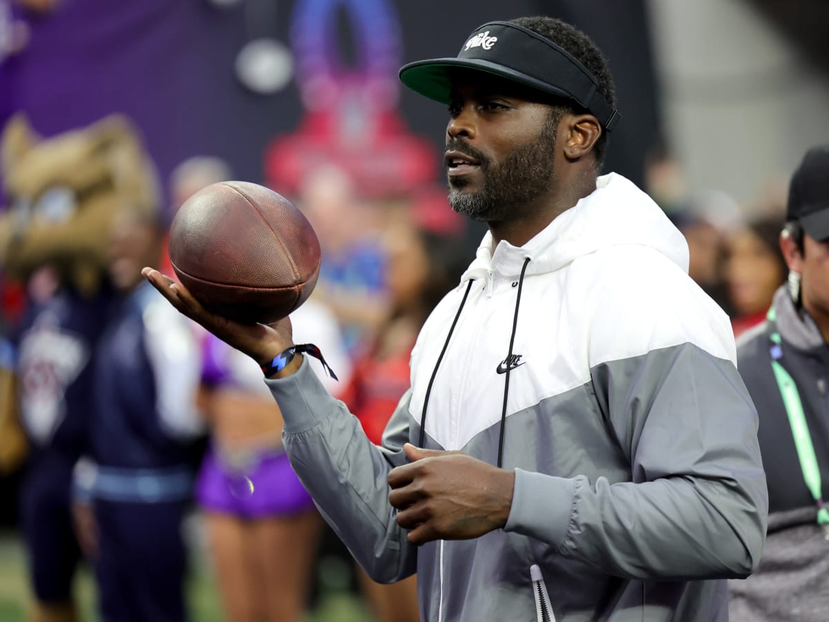 Michael Vick: The New, Improved Vick Isn't Any Better Than Old Vick, News,  Scores, Highlights, Stats, and Rumors