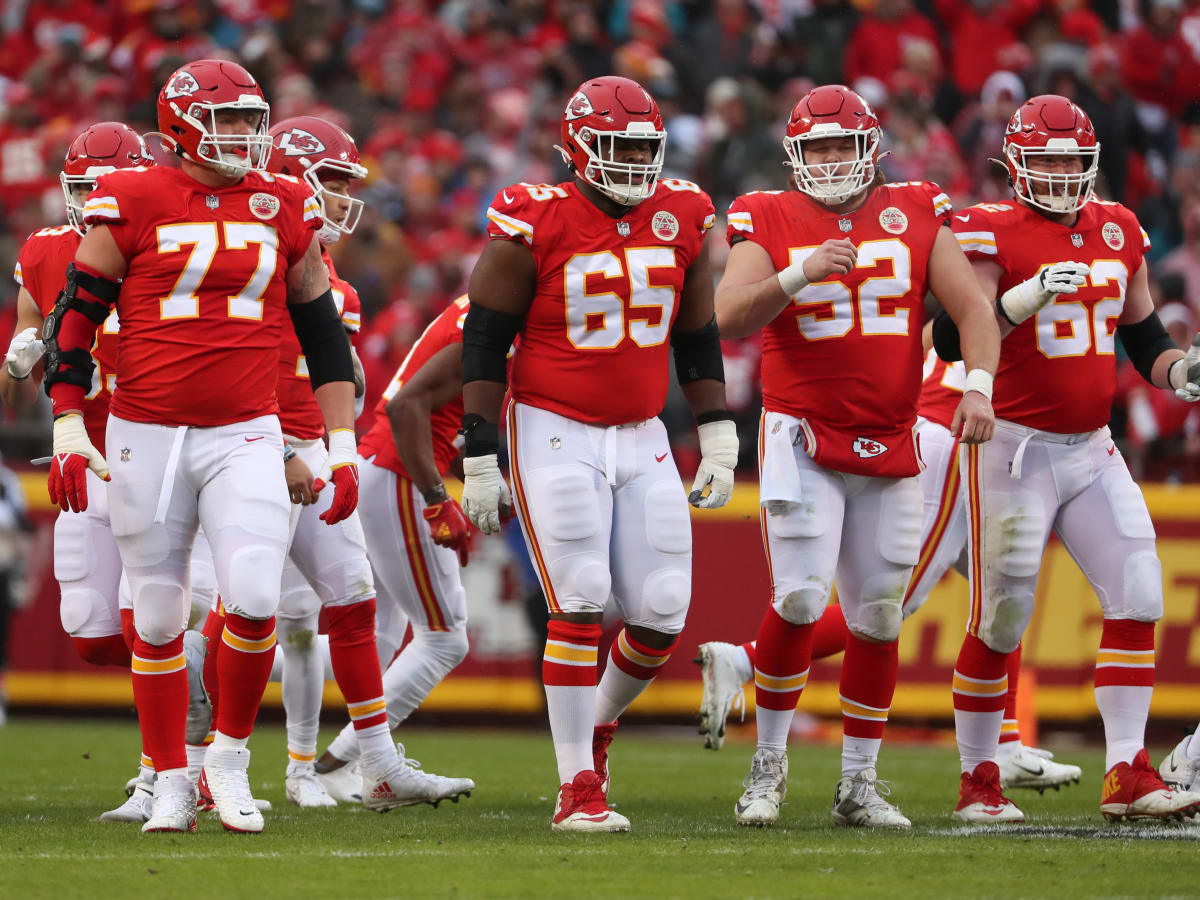 Chiefs Announce Firm Decision On Having Alternate Uniforms - The