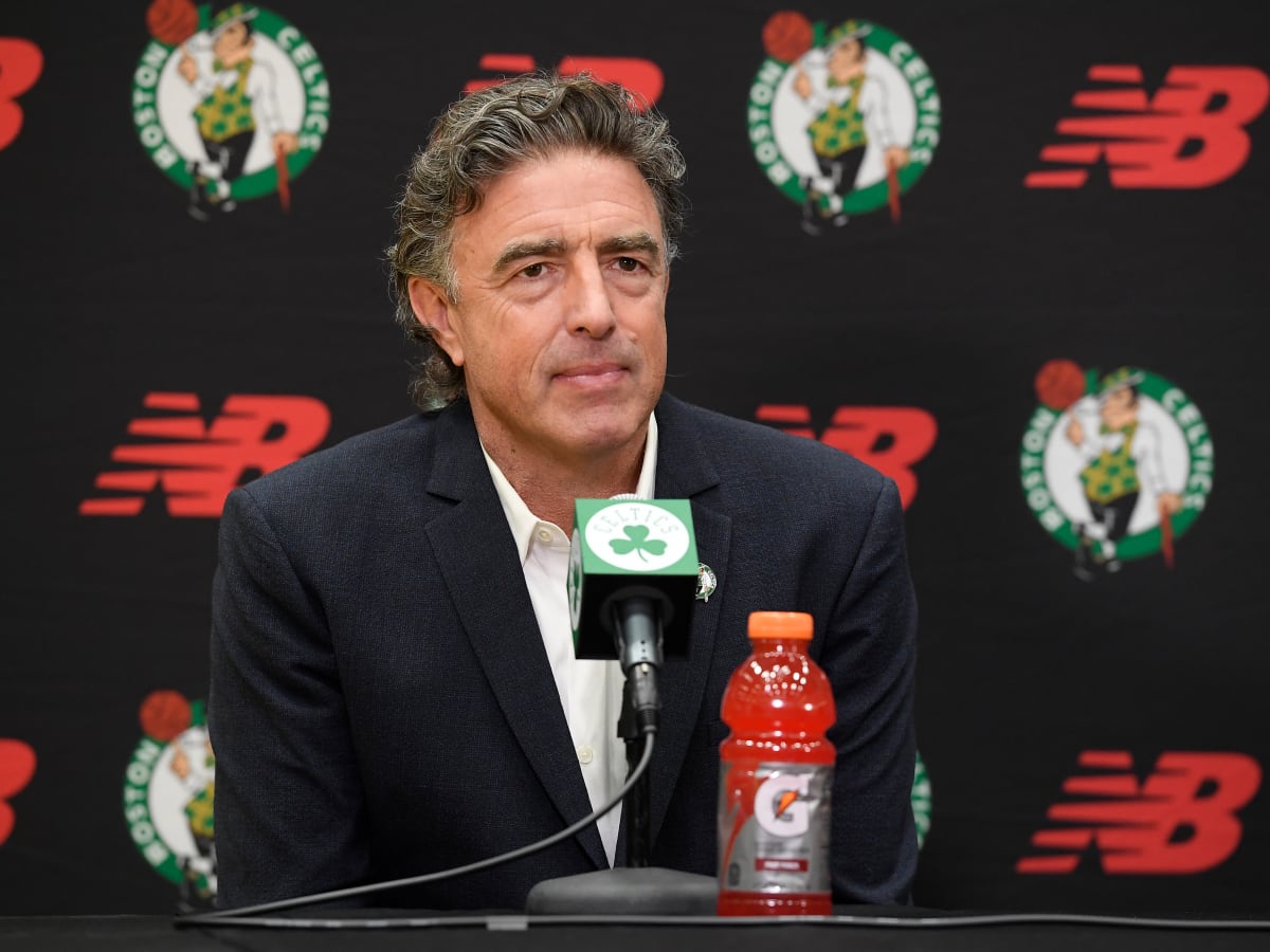 Did The Celtics Really Sabotage The Lakers' Visiting Locker Room In The '80s?, The Jump