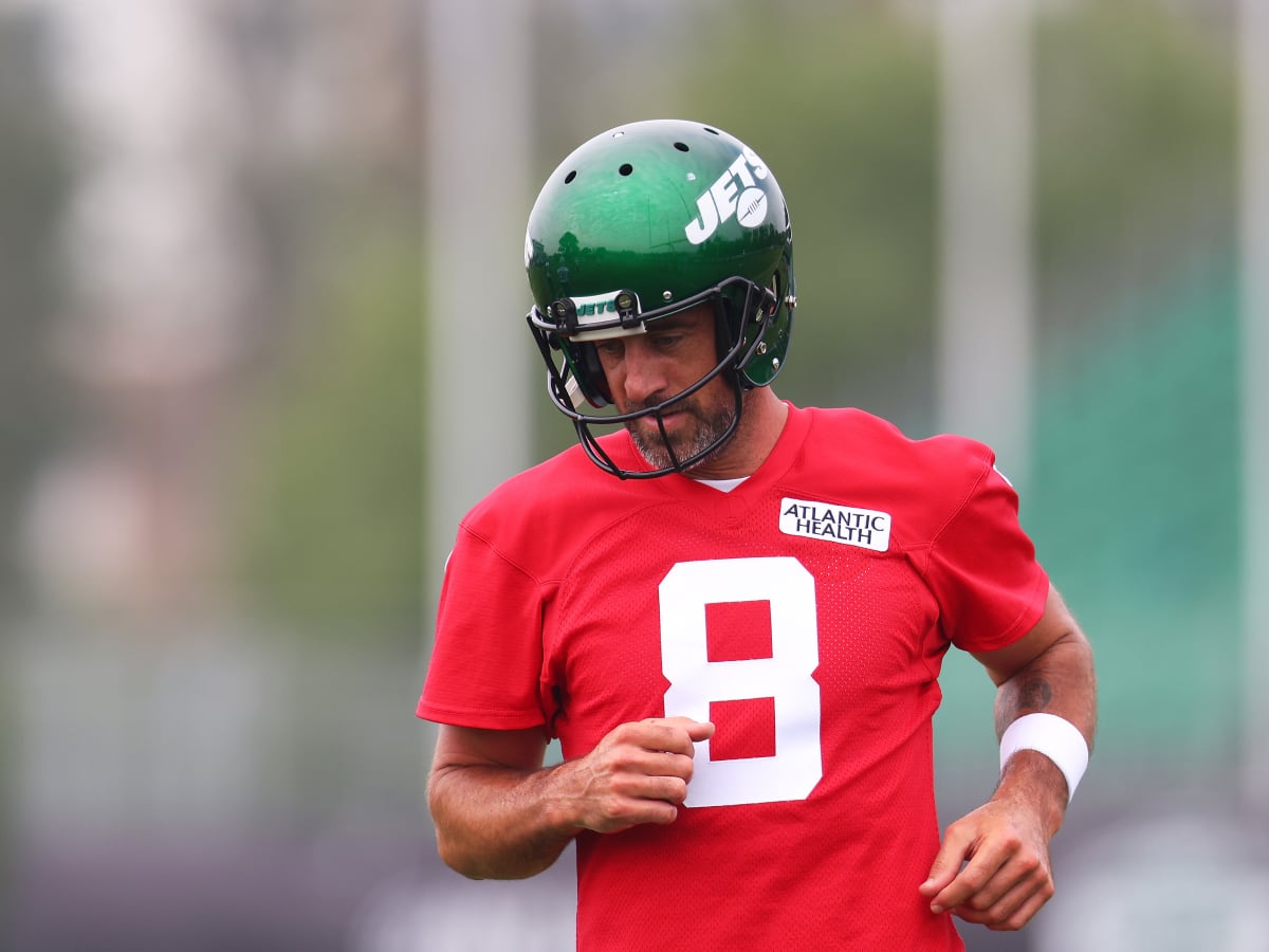 Aaron Rodgers Jersey Number Revealed as New Jets QB Passes on Joe