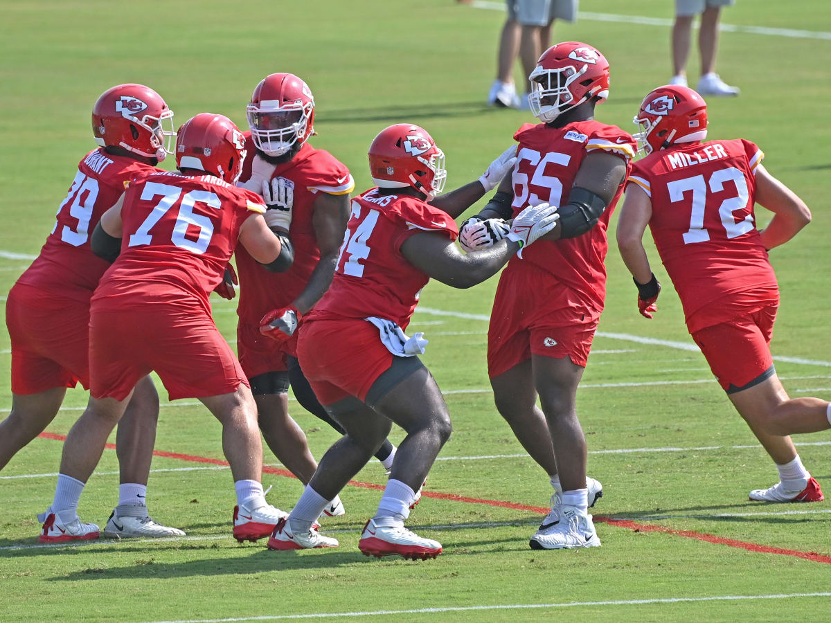 Former Chiefs lineman Laurent Duvernay-Tardif putting NFL career