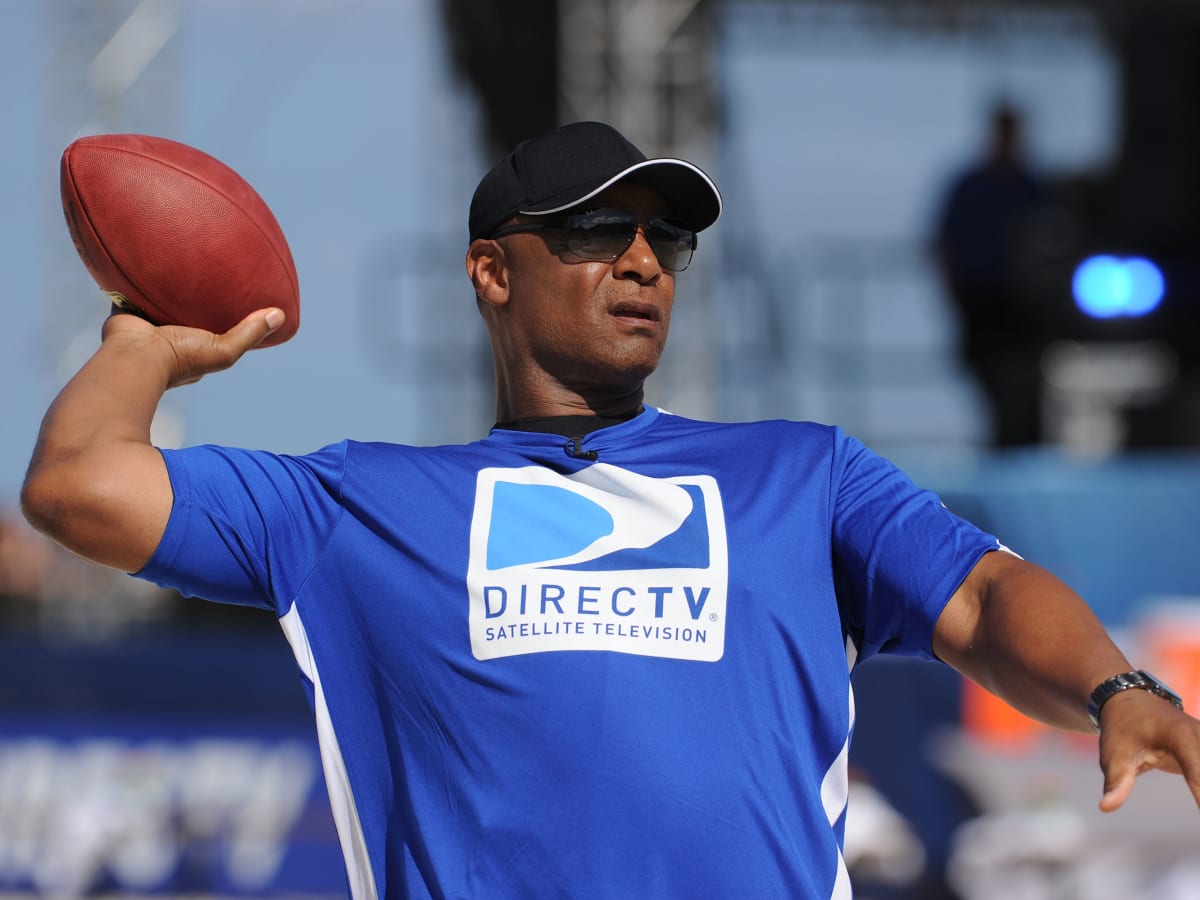 Warren Moon exclusive: Death threats, rejection and the journey of a black  quarterback, NFL News