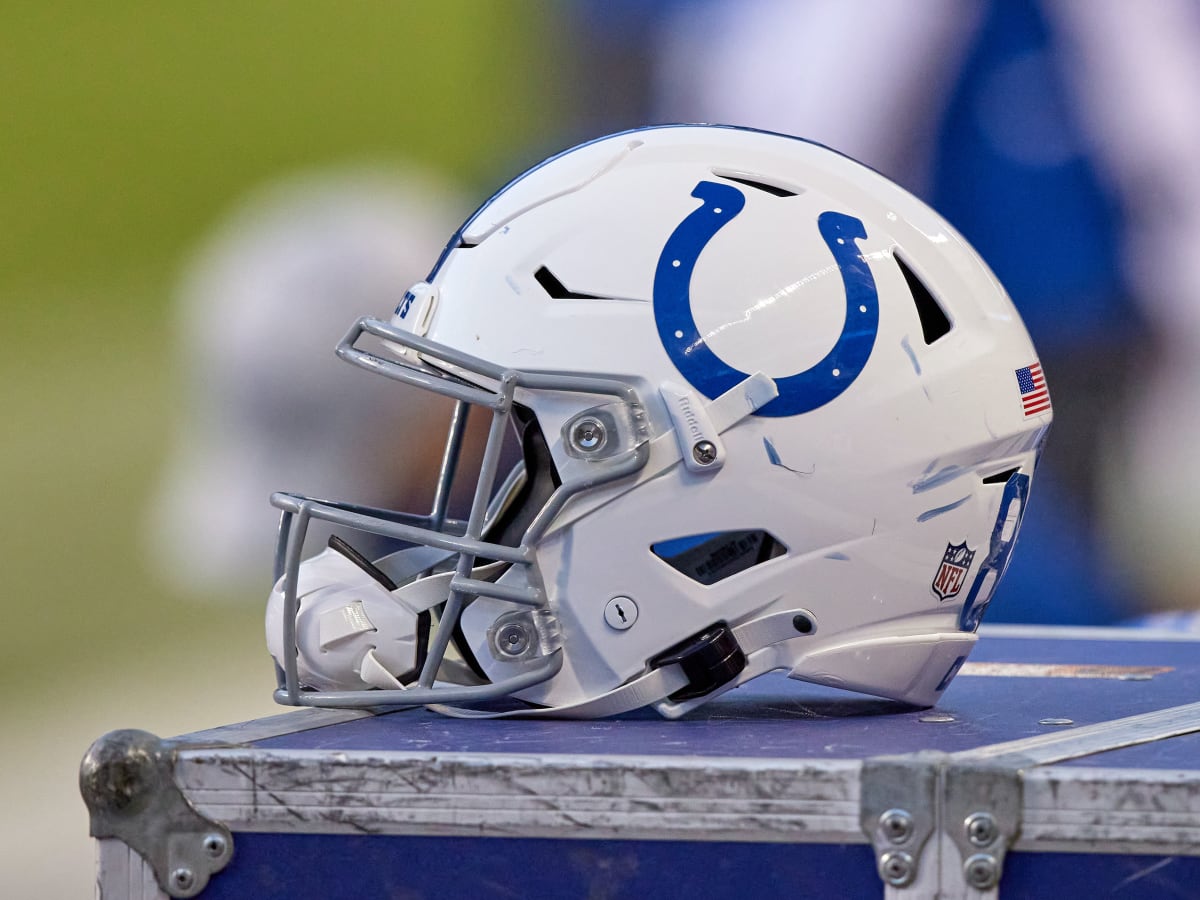 Indianapolis Colts running back Deon Jackson runs a drill during practice  at the NFL team's football training camp in Westfield, Ind., Monday, Aug.  2, 2021. (AP Photo/Michael Conroy Stock Photo - Alamy