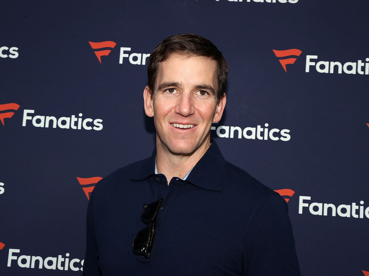 Eli Manning Explains Expression During Family Celebration at Super