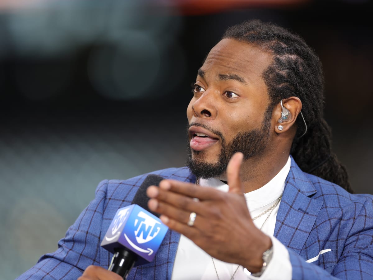 Richard Sherman leads treasure hunt, hides gear for hopefuls 12s