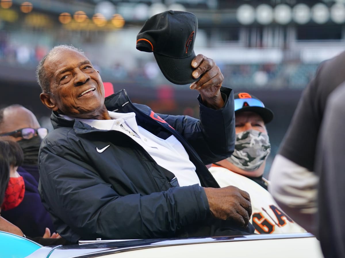 SF Giants on NBCS on X: The Mets retired Willie Mays' No. 24 jersey  yesterday 🧡  / X