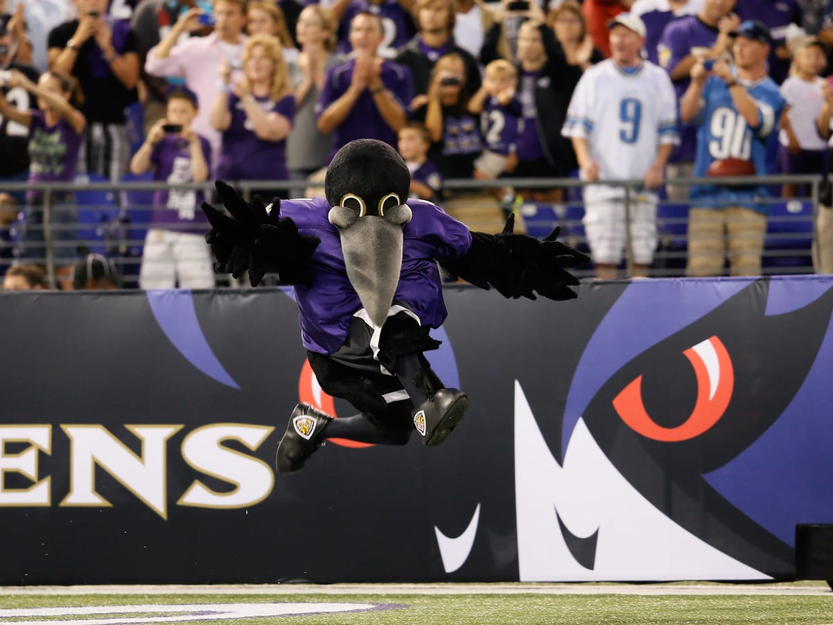 Ravens' mascot carted off at halftime with apparent injury