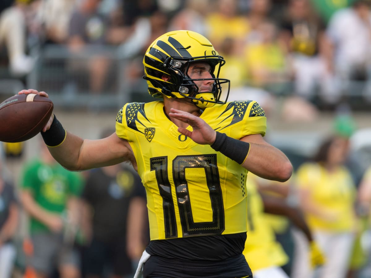 How the Bo Nix injury has impacted the Oregon offense