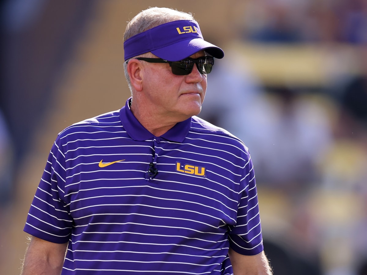 LSU's Kelly: Instant replay is 'ruining the game' : r/CFB