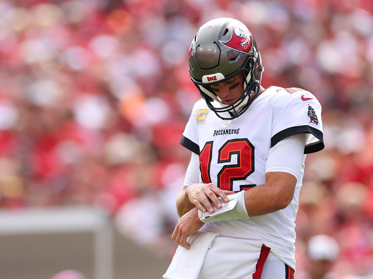 Roughing the passer? Falcons fans, NFL insiders react to