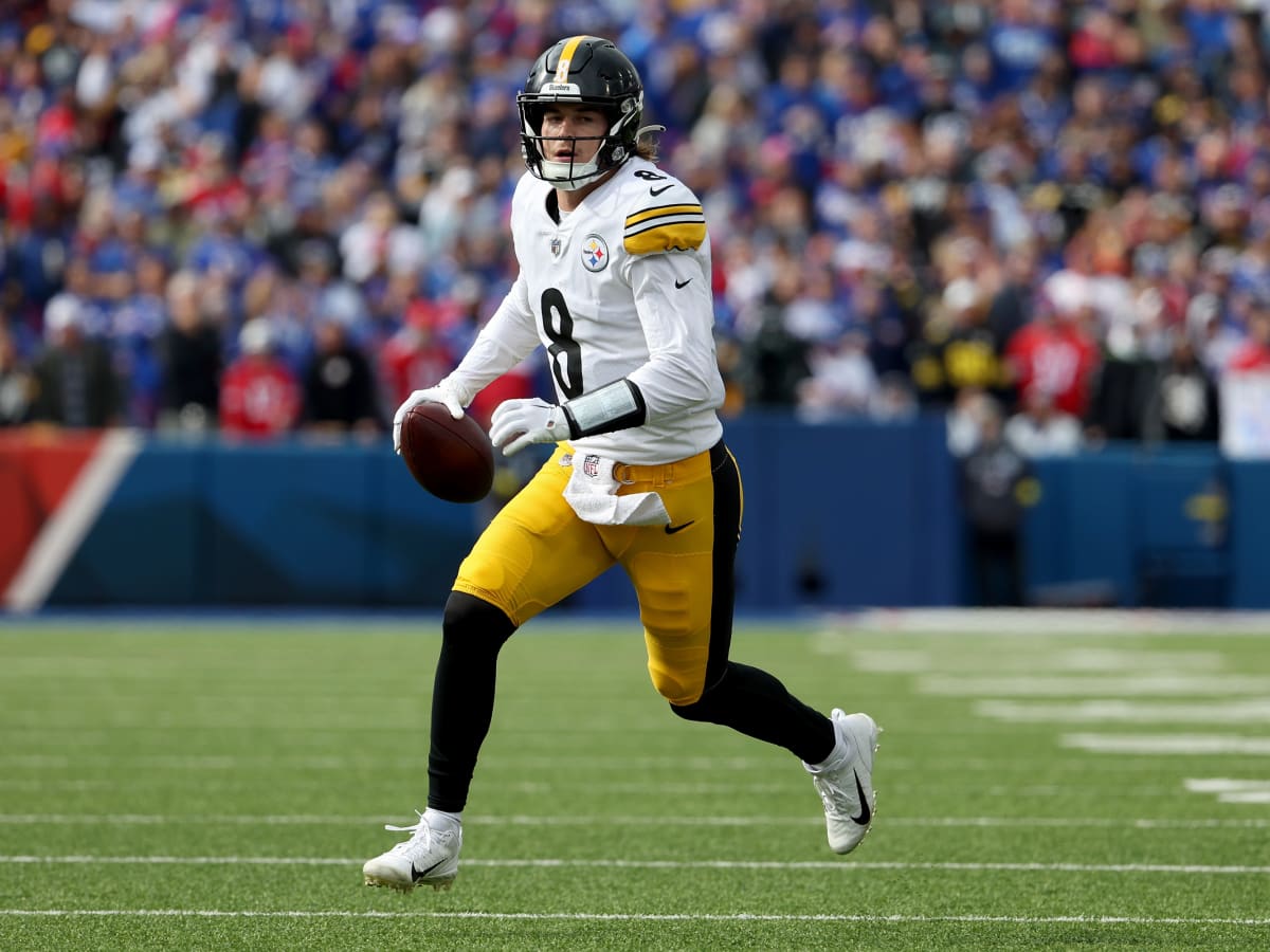 NFL Fans Are Praying For Steelers QB Kenny Pickett - The Spun: What's  Trending In The Sports World Today