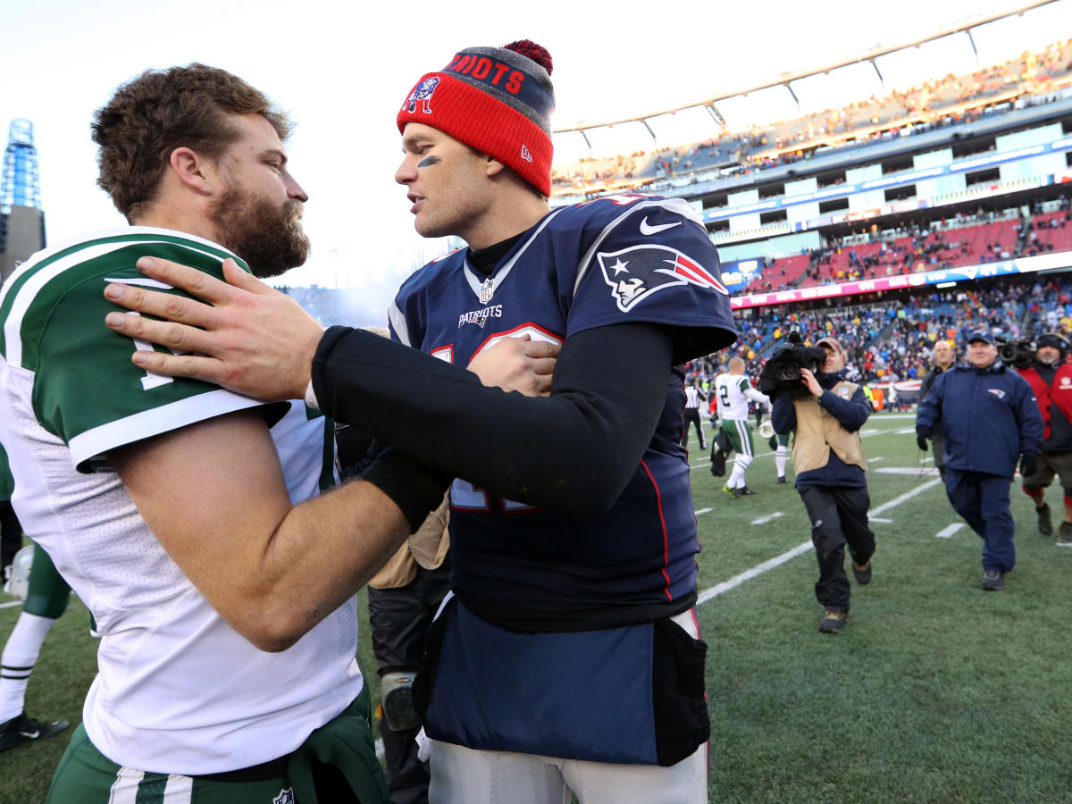 NFL World Reacts To The Epic Ryan Fitzpatrick Video - The Spun: What's  Trending In The Sports World Today