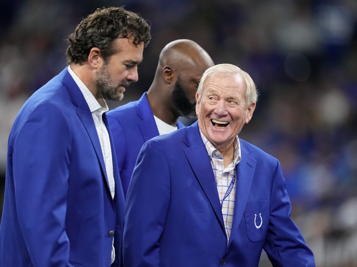 Bill Polian's best Colts moves, number five: Signing Jeff Saturday