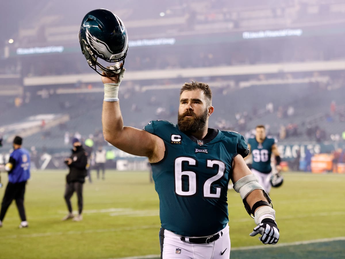 Jason Kelce devours a chocolate bar while his rival brother scores